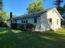 3476 Ford St, Hokes Bluff, Al 35903 in Hokes Bluff, AL (Photo 3 of 12)