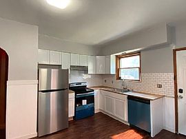  78 W Maynard Ave, Columbus, in Columbus, OH (Photo 3 of 9)