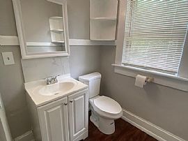  78 W Maynard Ave, Columbus, in Columbus, OH (Photo 4 of 9)