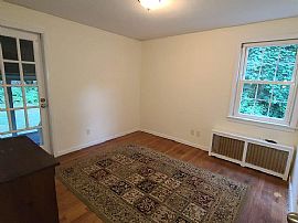 8 Jefferson Ave, Norwich, Ct 06360 in Norwich, CT (Photo 7 of 8)