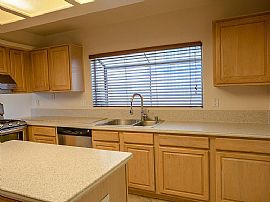 4362 Flagship Ct, Las Vegas, Nv 89121 in Las Vegas, NV (Photo 3 of 12)