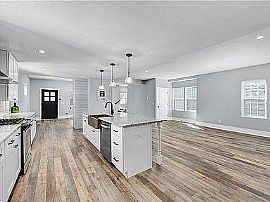 Beautiful Home For a Loving Family in Cleveland, OH (Photo 6 of 9)