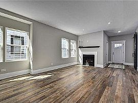 Beautiful Home For a Loving Family in Cleveland, OH (Photo 8 of 9)