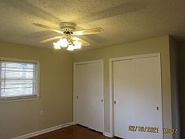  213 Powhatan Ave, Bluefield, Wv 24701 in Bluefield, WV (Photo 7 of 12)