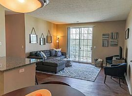 Complete and Decent 3bed Apartment  in West Chester, OH (Photo 2 of 6)