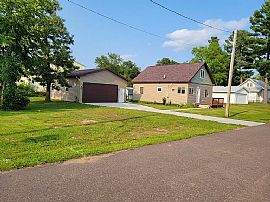 520 Leonard St, Chetek, Wi 54728 in Chetek, WI (Photo 12 of 12)