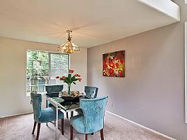 23612 Ne 25th Way, Sammamish, Wa 98074 House For Rent in Sammamish, WA (Photo 3 of 12)