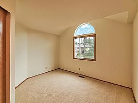 23612 Ne 25th Way, Sammamish, Wa 98074 House For Rent in Sammamish, WA (Photo 7 of 12)