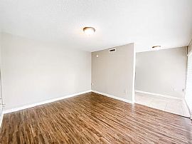 2990 Rhodes Circle Southunit #109, Birmingham, Al 35205 in Birmingham, AL