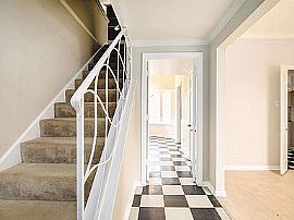 3 Beds Lovely Beautiful Available For Rent in Dallas, TX (Photo 2 of 12)