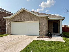 3 Beds Lovely Beautiful Available For Rent in Dallas, TX