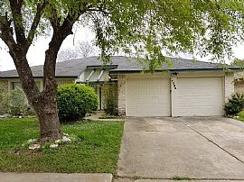 3 Beds Lovely Beautiful Available For Rent in Houston, TX