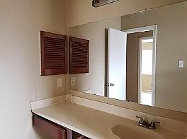 3 Beds Lovely Beautiful Available For Rent in Houston, TX (Photo 8 of 12)