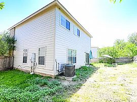 Charming 3 Bedrooms in San Antonio, TX (Photo 12 of 12)