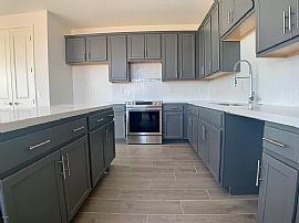 5564 S Keene, Mesa, Az 85212 in Mesa, AZ (Photo 4 of 7)