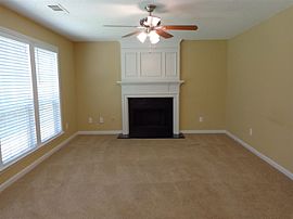 Kim 4beds Home in Marietta, GA (Photo 8 of 12)