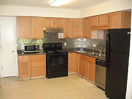 1022 Dekalb St, Auburn, Al 36830 in Auburn, AL (Photo 6 of 7)