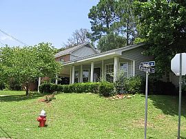1022 Dekalb St, Auburn, Al 36830 in Auburn, AL (Photo 7 of 7)