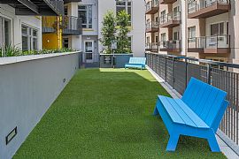 Immerse Yourself in Upscale Living Amid The Energy of The City  in Los Angeles, CA (Photo 8 of 11)