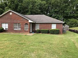 216 Harmon Dr, Auburn, Al 36832 in Auburn, AL