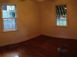 1030 E Churchwell Ave, Knoxville, Tn in Knoxville, TN (Photo 5 of 9)