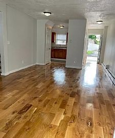 675 Central Ave Apt 31, Bridgeport, Ct 06607 in Bridgeport, CT (Photo 4 of 5)