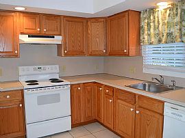 198 S Main St #b, Seymour, Ct 06483 in Seymour, CT (Photo 3 of 6)