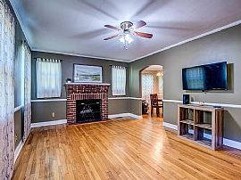 17 Penn Ave, Charleston, Sc in Charleston, SC (Photo 4 of 12)