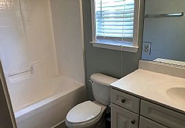 7547 Hawks Cir, Hanahan, Sc in Hanahan, SC (Photo 5 of 12)