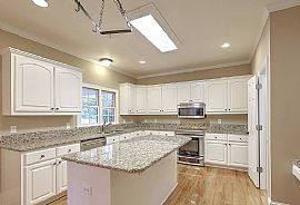 3214 Cottonfield Dr, Mount Pleasant, Sc in Mount Pleasant, SC (Photo 9 of 12)