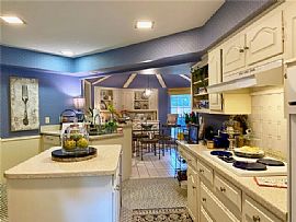 6930 Kenwhite Dr Rental in Dallas, TX (Photo 2 of 12)