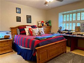 6930 Kenwhite Dr Rental in Dallas, TX (Photo 7 of 12)