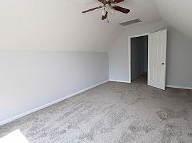 100 Creek Way Ln, Columbia, Sc  in Columbia, SC (Photo 11 of 12)