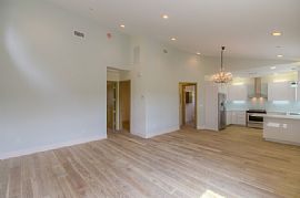  Electric House 2 Bed Room in Los Angeles, CA (Photo 7 of 12)