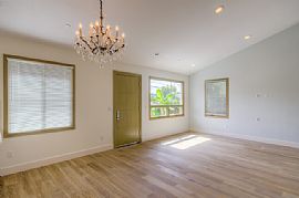  Electric House 2 Bed Room in Los Angeles, CA (Photo 8 of 12)