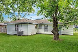 Real in Texas City, TX (Photo 11 of 11)