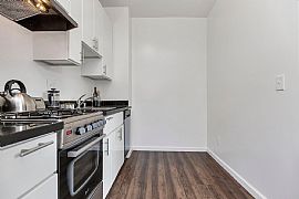 1ba in San Francisco, CA (Photo 12 of 12)
