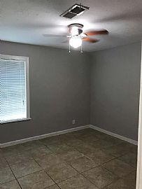 Ave in Texas City, TX (Photo 6 of 10)