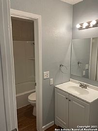 4 Beds Lovely Beautiful Available For Rent in San Antonio, TX (Photo 5 of 12)