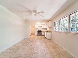 1022 Uster St, Mobile, Al 36608 in Mobile, AL (Photo 6 of 12)