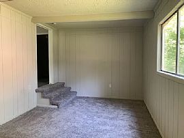 3107 Normandale Dr Nw, Huntsville, Al 35811 in Huntsville, AL (Photo 4 of 9)