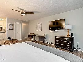 1ba in West Panama City Beach, FL (Photo 6 of 12)