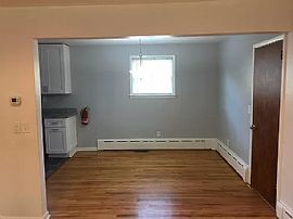 Charming 4 Bedroom Home in Oakhurst, NJ (Photo 7 of 8)