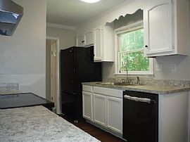 1215 Armstrong Ford Rd, Belmont, Nc  House For Rent in Belmont, NC (Photo 7 of 12)