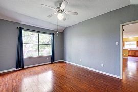 4 Beds Lovely Beautiful Available For Rent in Austin, TX (Photo 9 of 12)