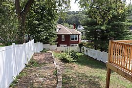 806 Washington St, Cumberland, Md 21502 in Cumberland, MD (Photo 11 of 12)