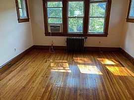 806 Washington St, Cumberland, Md 21502 in Cumberland, MD (Photo 8 of 12)