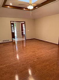 3 Bd 2 Ba 1,766 Sqft in Plano, TX (Photo 11 of 12)