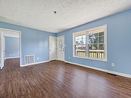 Cute 3 Bedroom 2 Bath Home For Rent in Martinsville, VA (Photo 2 of 8)