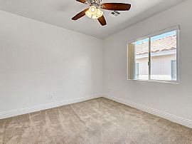 1095 Snow Roof Ave, Henderson, Nv 89052 in Henderson, NV (Photo 4 of 10)